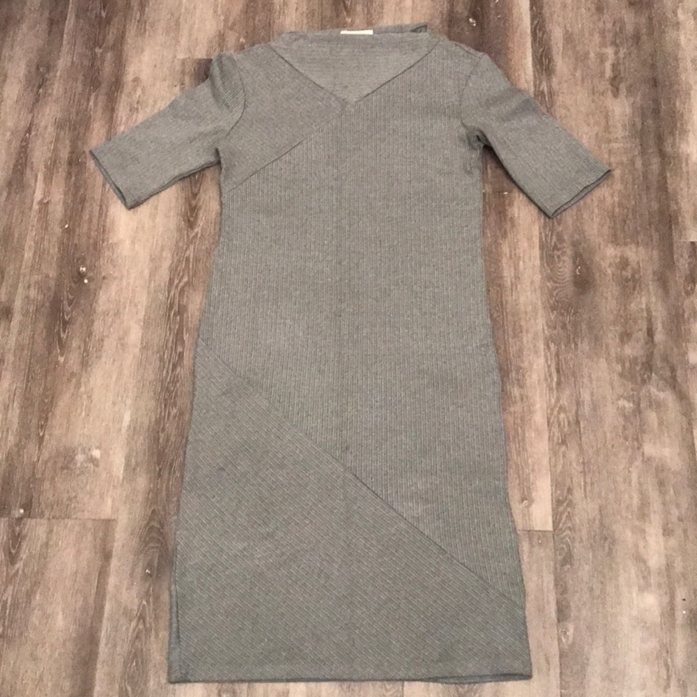 Grey Body-Con Ribbed Dress - Picture 3 of 6